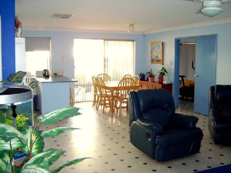 41 Briggs Street, South Lake WA 6164