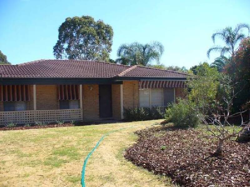 10 Waterside Place, South Lake WA 6164