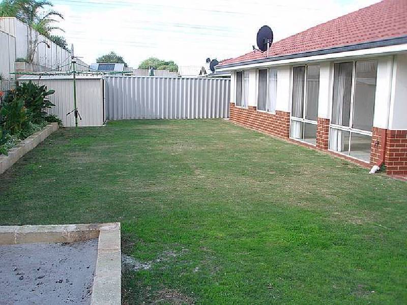 21 Glenmaggie Circuit, Success WA 6164