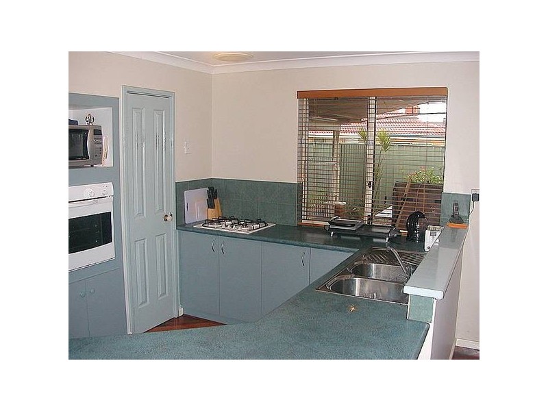 196 Brenchley Drive, Atwell WA 6164