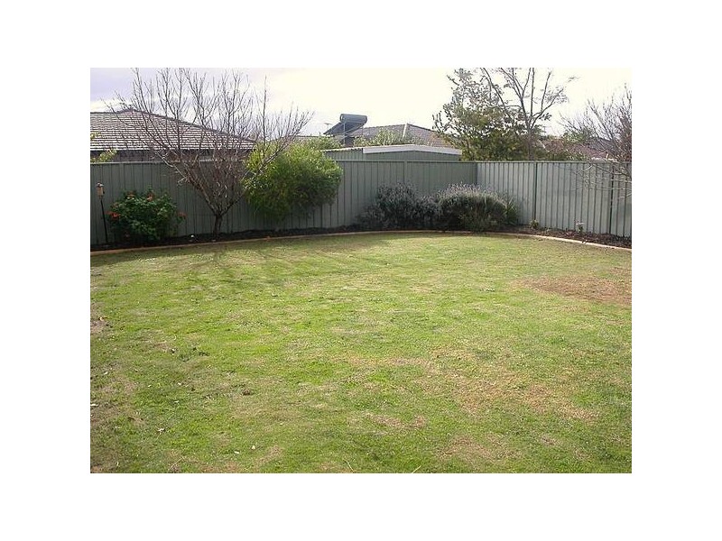 196 Brenchley Drive, Atwell WA 6164