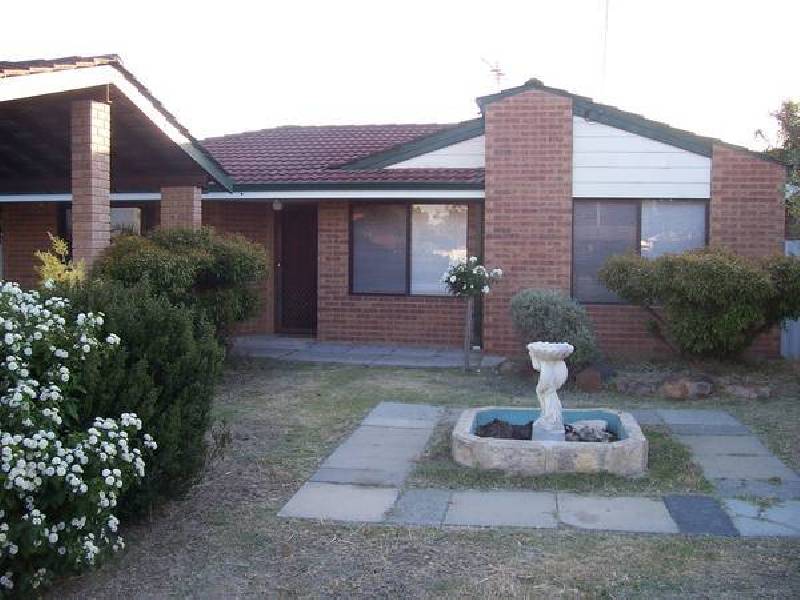 17 Rebecca Place, South Lake WA 6164