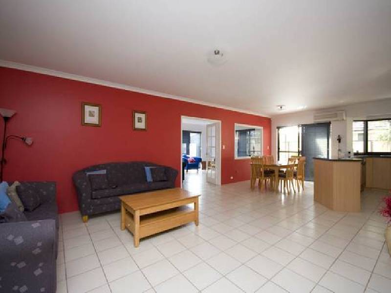 12 Caridean Way, Hammond Park WA 6164