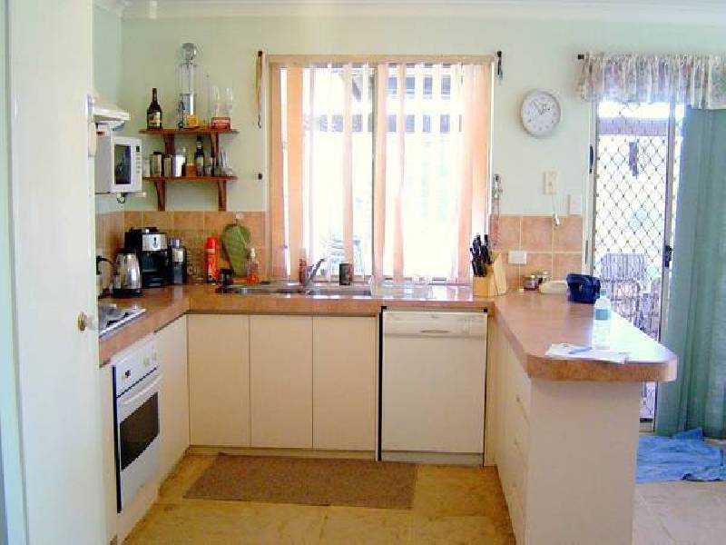 13 Impson Gardens, South Lake WA 6164