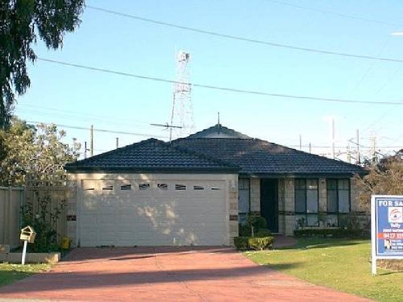 109 Parkway Road, Bibra Lake WA 6163