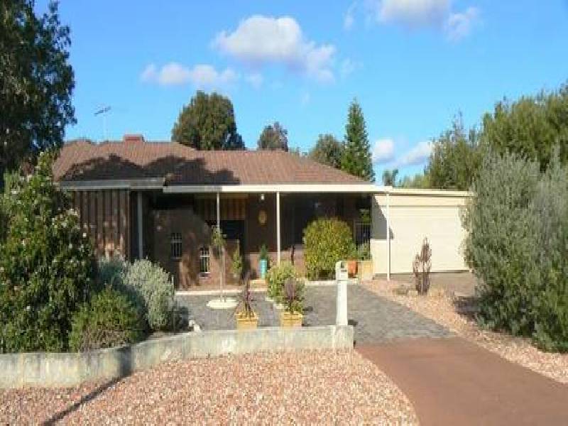4 Marrow Close, Yangebup WA 6164