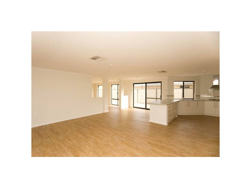 45 Kesiya Turn, Aubin Grove WA 6164