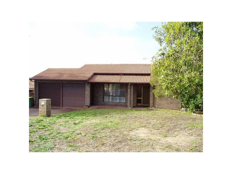 25 Hopkins Way, Spearwood WA 6163
