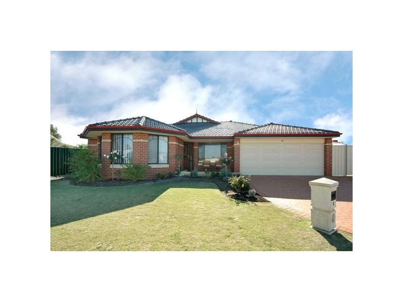 8 Ledden Court, Success WA 6164