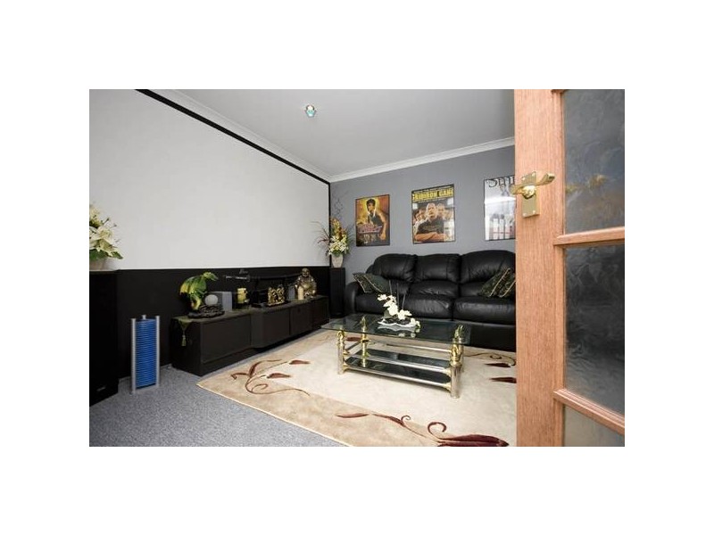 Steiner Avenue, Success WA 6164