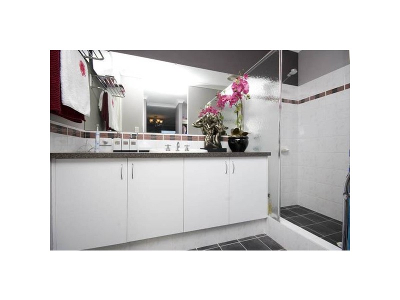 Steiner Avenue, Success WA 6164