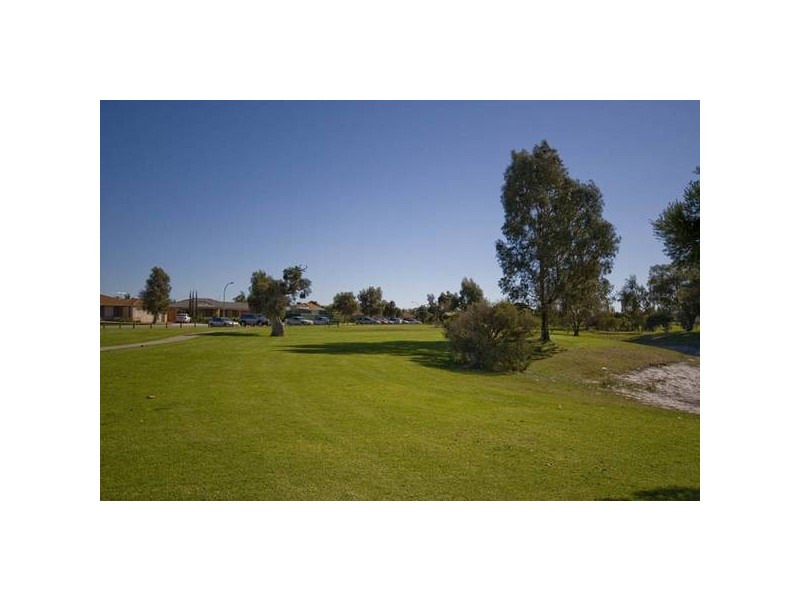 17 Lipton Mews, Atwell WA 6164