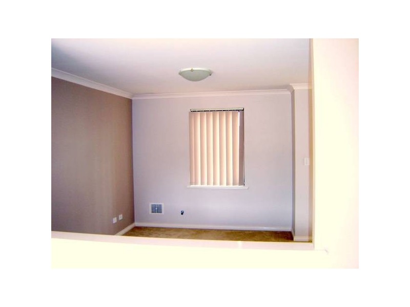 10/13 Rimmington Court, South Lake WA 6164