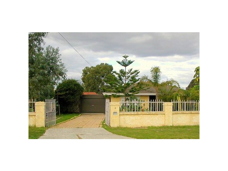6 Durras Place, South Lake WA 6164