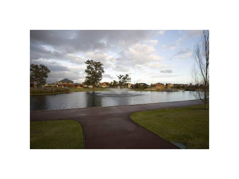 Montgomery Drive, Success WA 6164