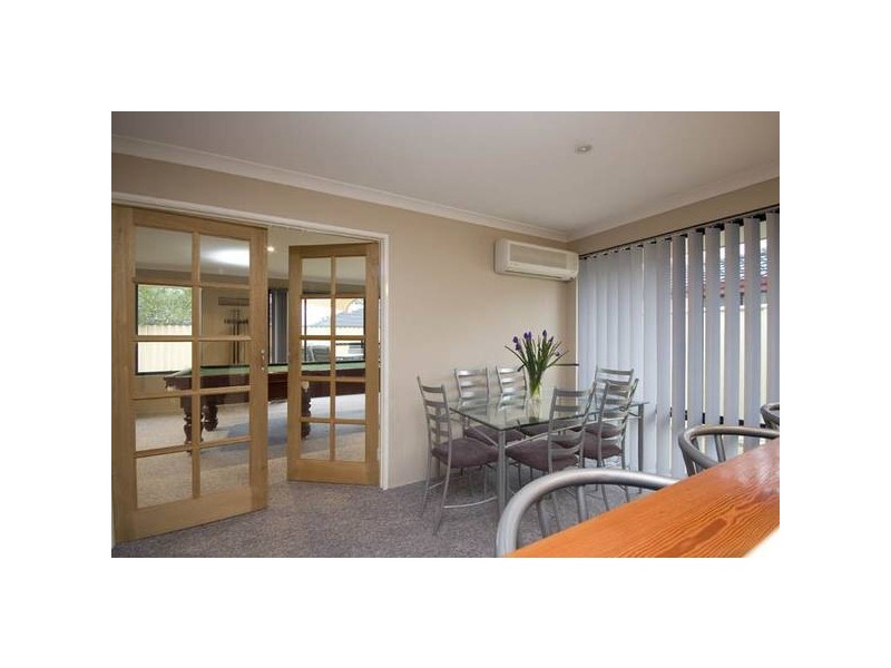 15 Dorrigo Way, South Lake WA 6164