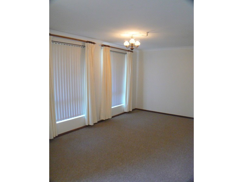 Elderberry Drive, South Lake WA 6164