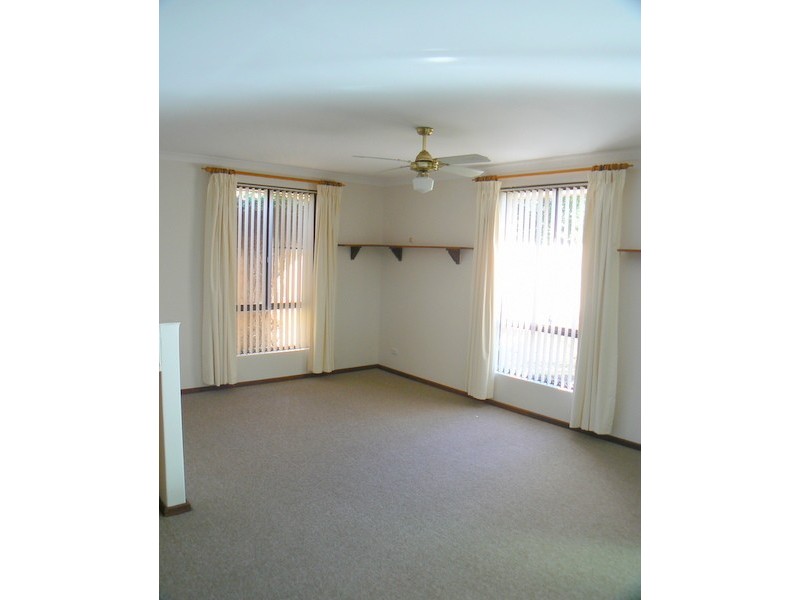 Elderberry Drive, South Lake WA 6164