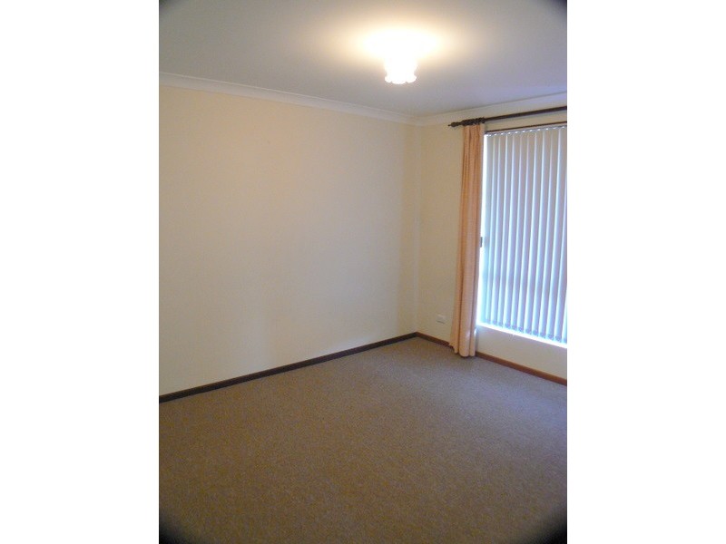 Elderberry Drive, South Lake WA 6164