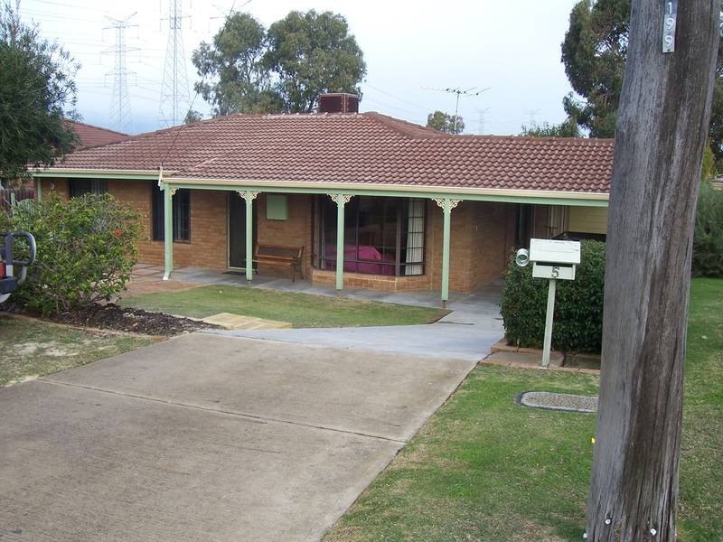 5 Lanagan Rise, South Lake WA 6164