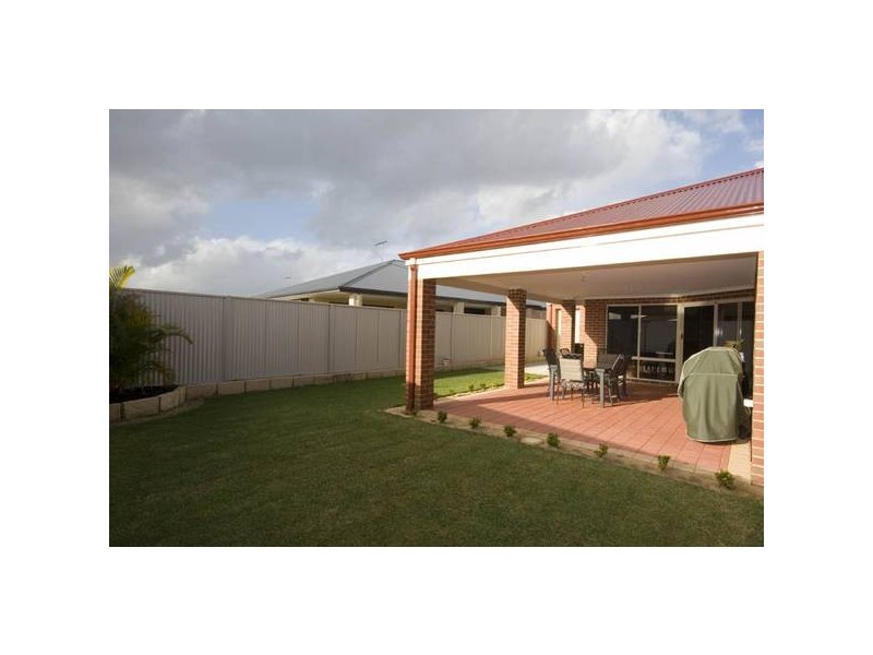 Squires Avenue, Bertram WA 6167