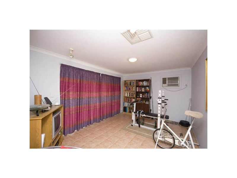 Zillner Close, South Lake WA 6164