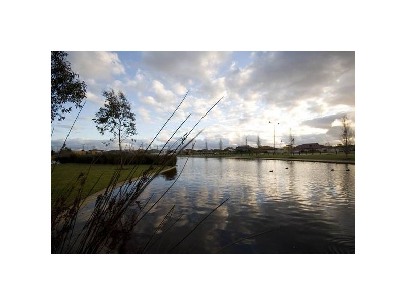 Gadsden Terrace, Success WA 6164