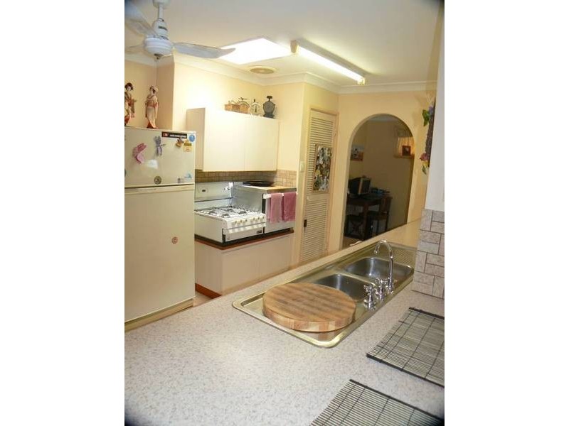 1 Twain Close, Munster WA 6166