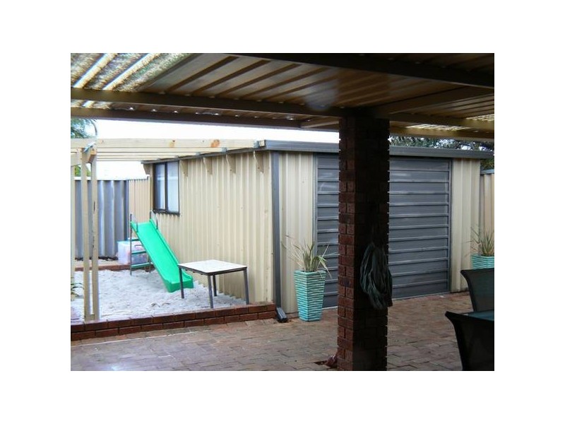 15 Carnation Place, Yangebup WA 6164