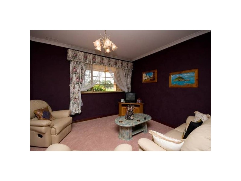 11 Oporto Rise, Coogee WA 6166
