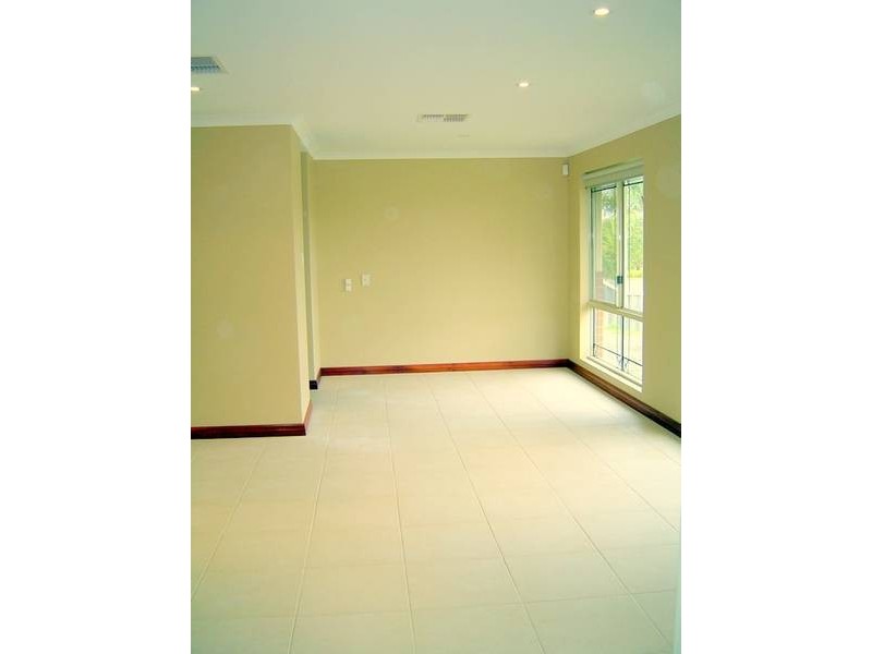 Bolderwood Drive, South Lake WA 6164