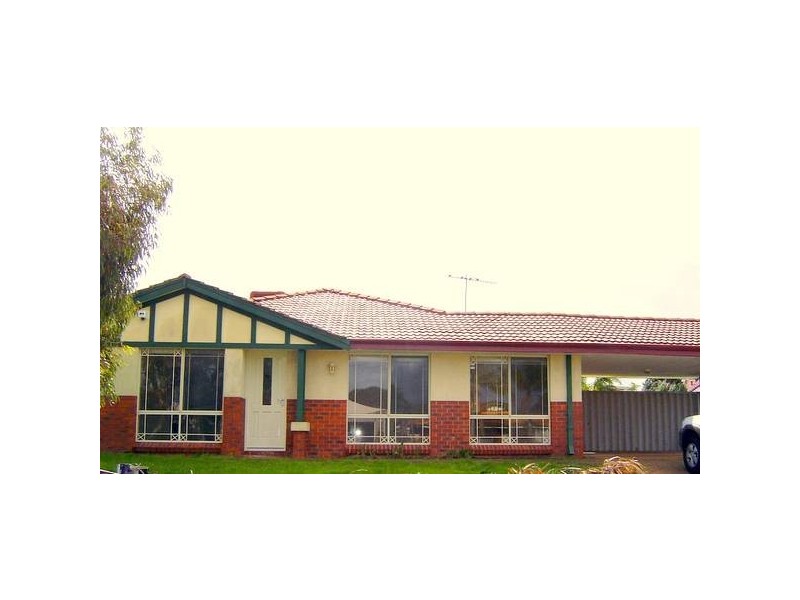 43 Bolderwood Drive, South Lake WA 6164