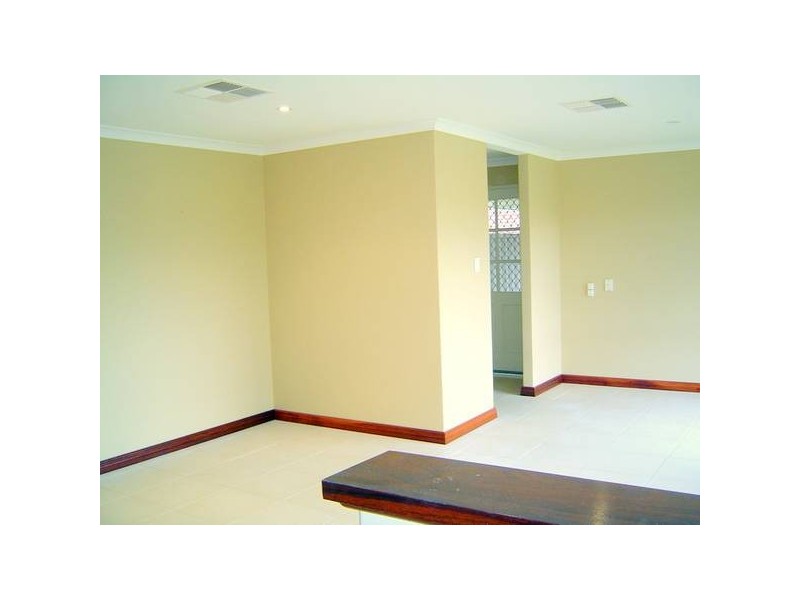 43 Bolderwood Drive, South Lake WA 6164