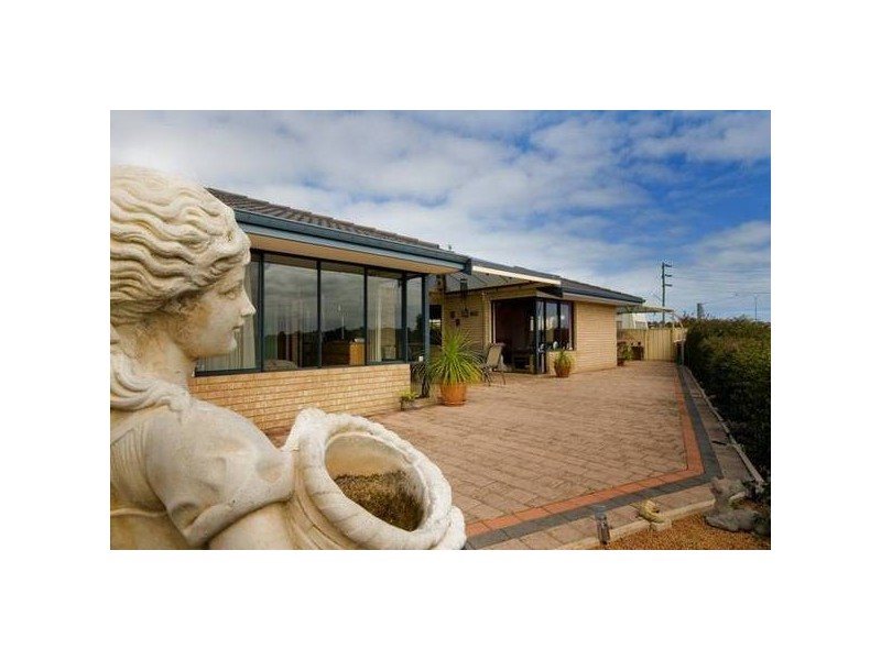 4 Quenda Close, Beeliar WA 6164