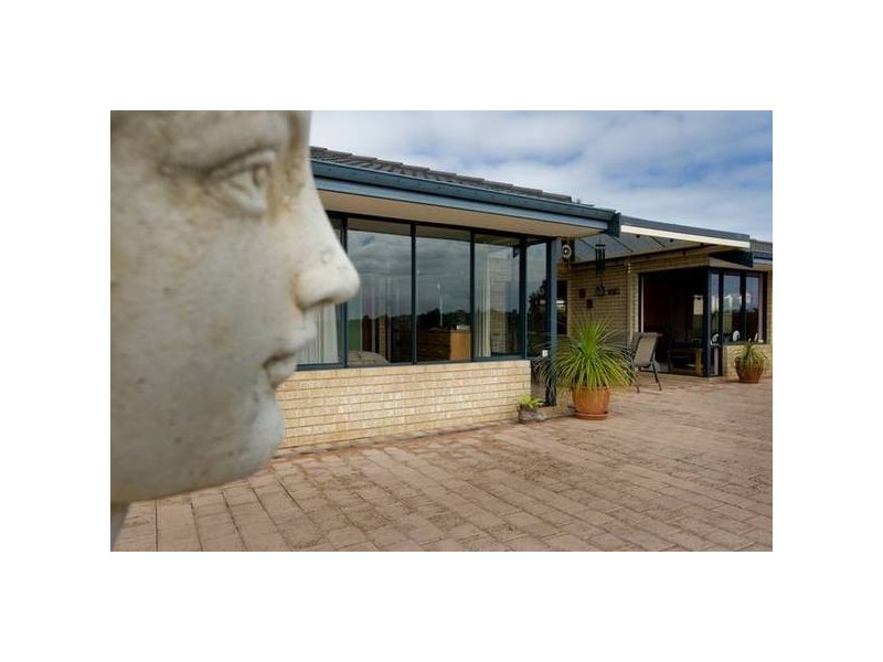 4 Quenda Close, Beeliar WA 6164