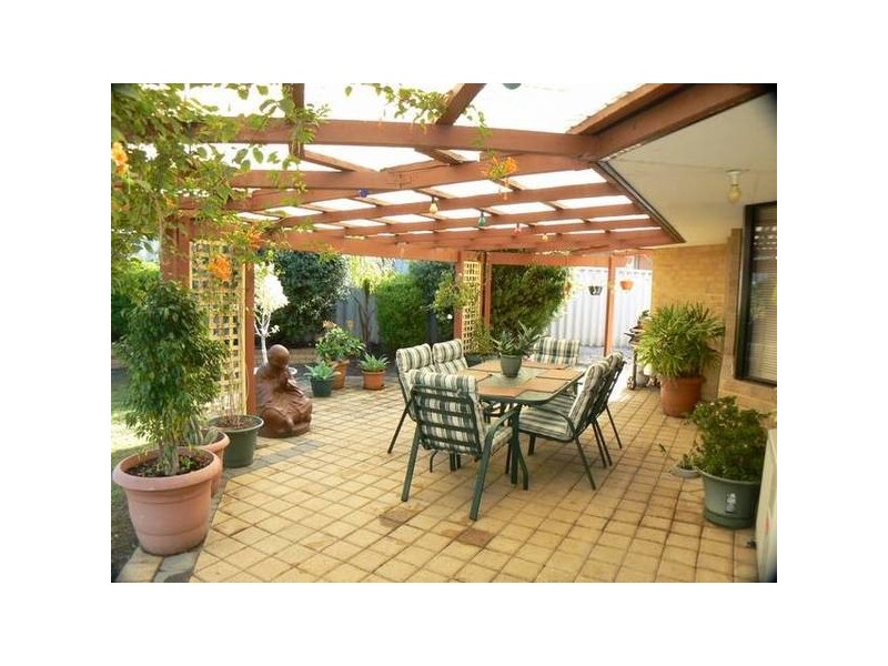 26 Dreier Court, Atwell WA 6164