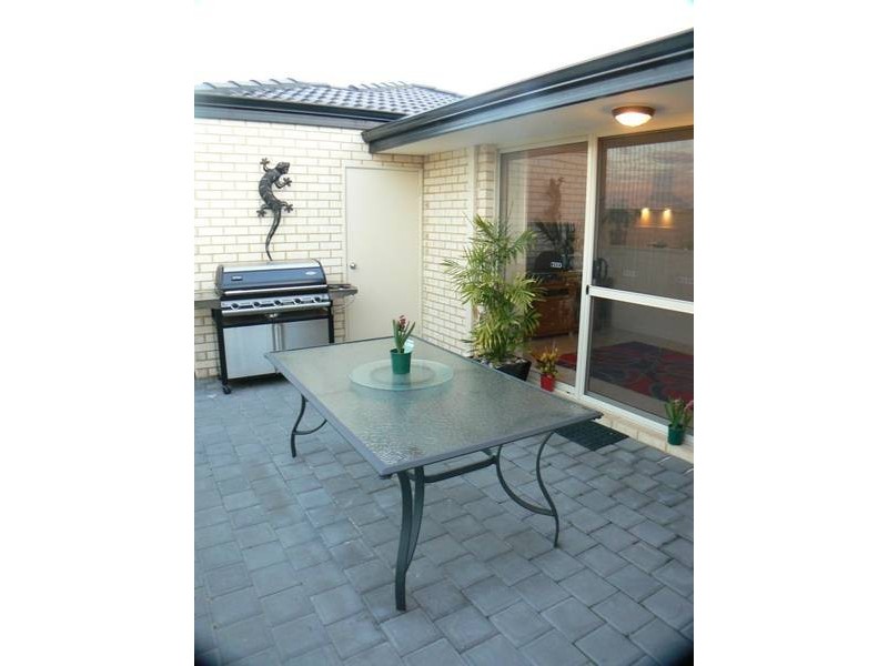 5/16 Bonito Place, Yangebup WA 6164