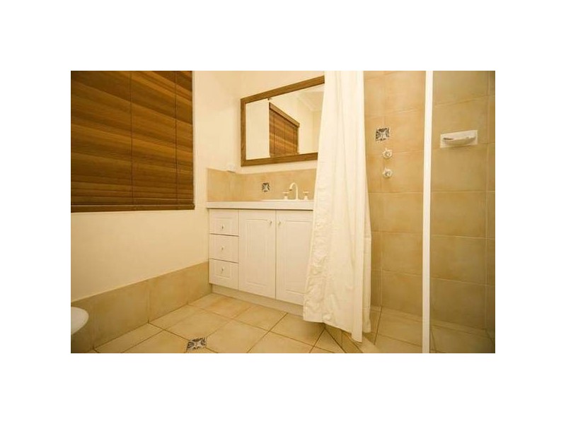 11 Alocasia Close, South Lake WA 6164