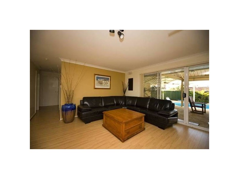 11 Alocasia Close, South Lake WA 6164