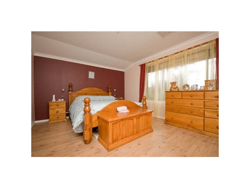 8 Watson Road, Beeliar WA 6164