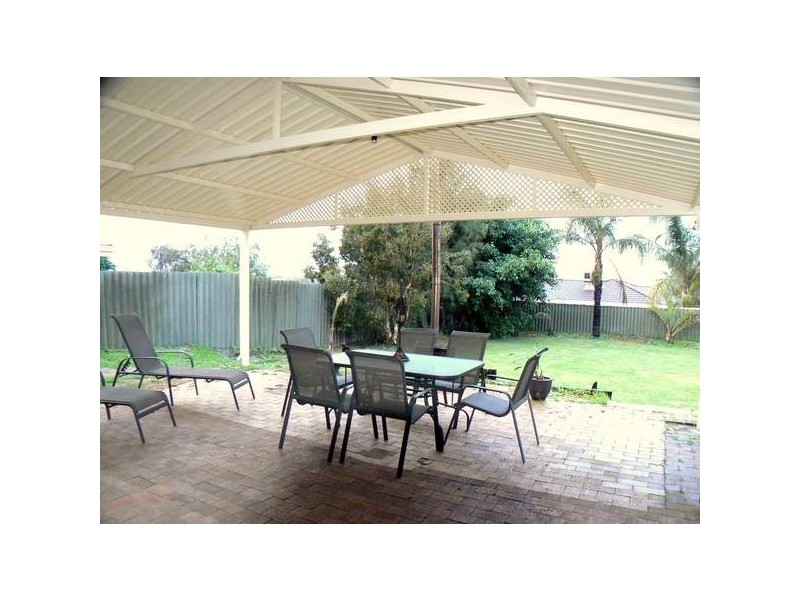 112 Elderberry Drive, South Lake WA 6164