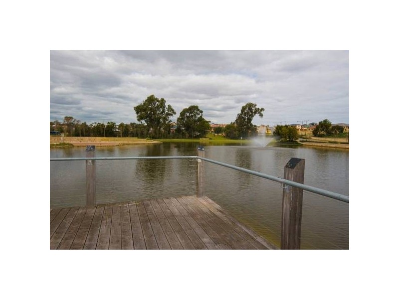Lakefront Avenue, Beeliar WA 6164