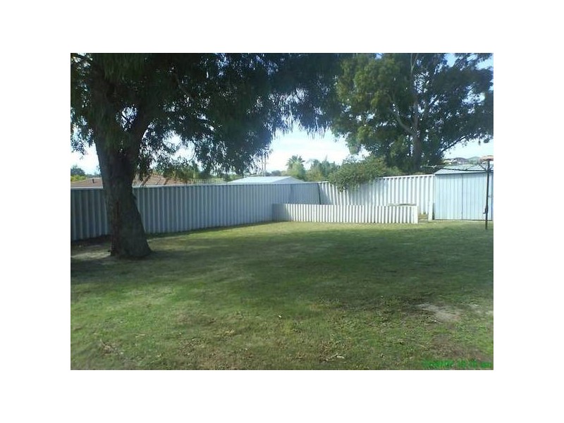 2 Coogan Close, Yangebup WA 6164
