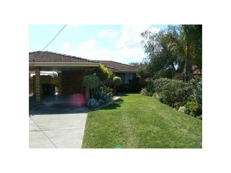 14B Larkspur Cross, Yangebup WA 6164