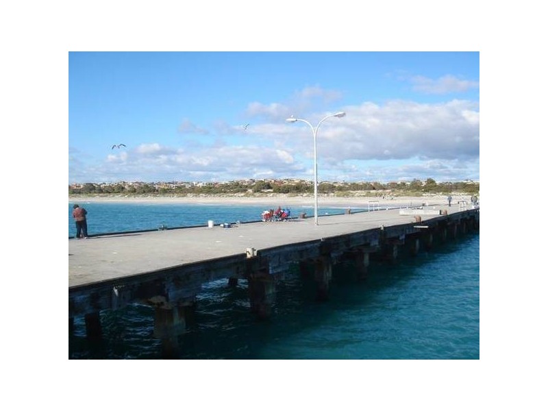 6 Senna Close, Coogee WA 6166