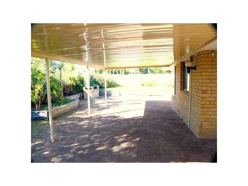 19 Dulverson Place, South Lake WA 6164