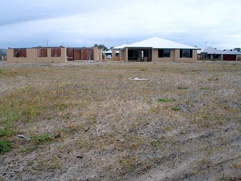 1627 Marsdenia Road, Halls Head WA 6210