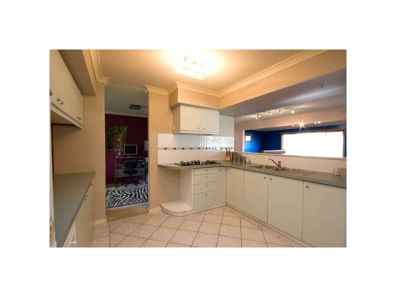 6 Hopkins Way, Spearwood WA 6163