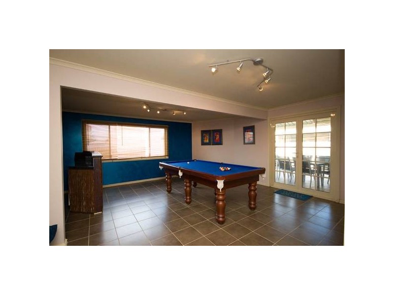 6 Hopkins Way, Spearwood WA 6163