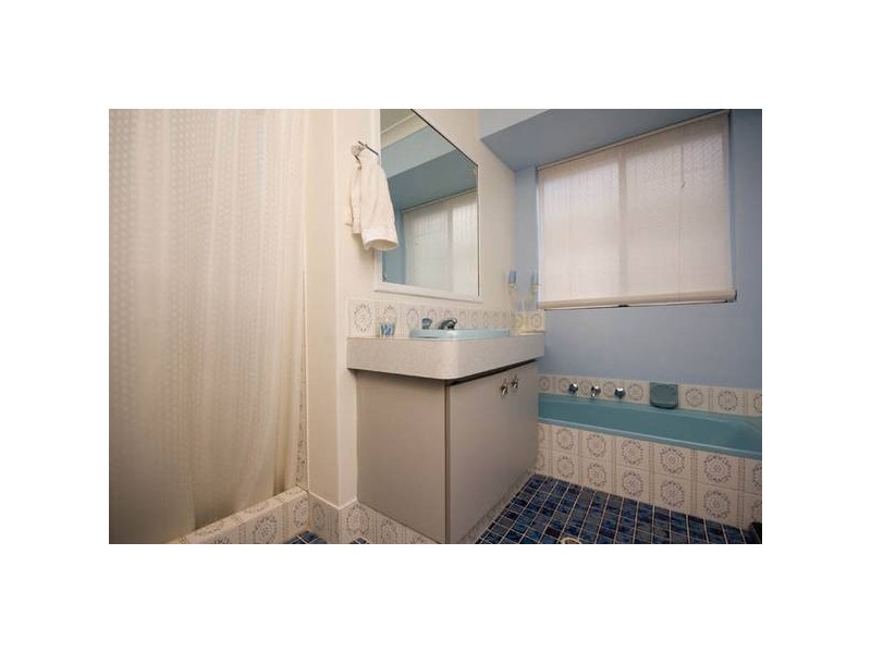 6 Hopkins Way, Spearwood WA 6163